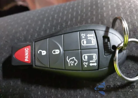 2013 Dodge Grand Caravan Sxt из США, поврежденный, VIN 2C4RDGCG2DR649713